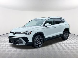 New 2025 Volkswagen Taos SE image 1