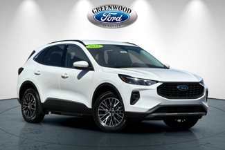 New 2025 Ford Escape SE image 1