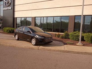 Used 2022 Hyundai Accent SE image 1