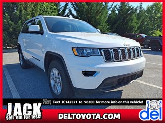 Used 2018 Jeep Grand Cherokee Laredo image 1