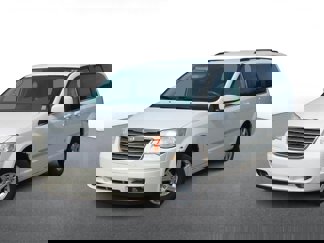 Used 2010 Chrysler Town & Country Touring image 1
