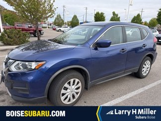 Used 2017 Nissan Rogue S image 1