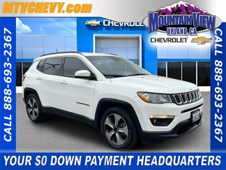 Used 2020 Jeep Compass Latitude image 1