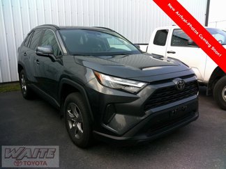 Used 2023 Toyota RAV4 XLE image 1