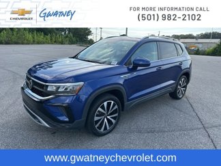 Used 2022 Volkswagen Taos SE image 1
