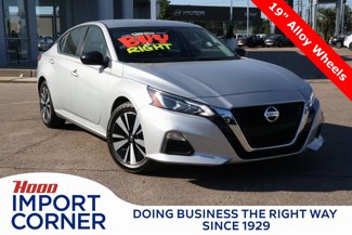 Used 2022 Nissan Altima 2.5 SR image 1