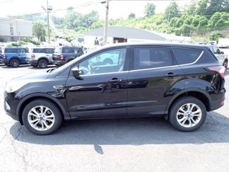 Used 2017 Ford Escape SE w/ SE Cold Weather Package image 1