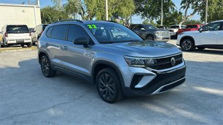 Used 2022 Volkswagen Taos S image 1