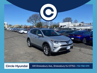 Used 2016 Toyota RAV4 Limited image 1