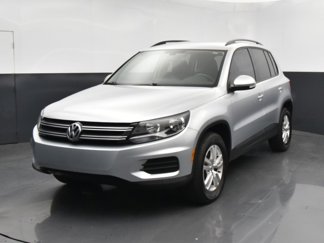 Used 2017 Volkswagen Tiguan S image 1