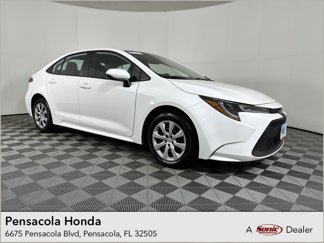 Used 2022 Toyota Corolla LE image 1
