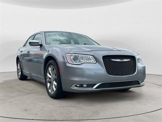 Used 2016 Chrysler 300 C image 1