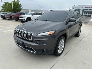 Used 2016 Jeep Cherokee Limited w/ Luxury Group image 1