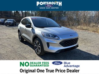 Used 2021 Ford Escape SE w/ SE Sport Appearance Package image 1