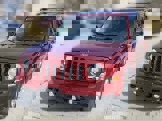 Used 2014 Jeep Patriot Latitude image 1