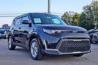 Certified 2023 Kia Soul LX w/ LX Technology Package image 1