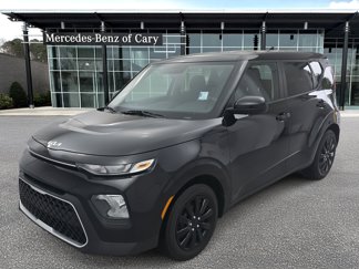 Used 2022 Kia Soul LX image 1