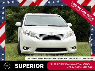 Used 2015 Toyota Sienna L image 1