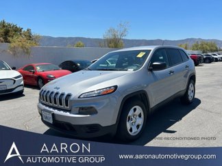 Used 2015 Jeep Cherokee Sport image 1