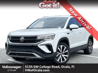 Certified 2023 Volkswagen Taos SE image 1