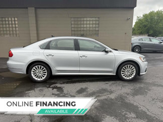 Used 2016 Volkswagen Passat 1.8T SE image 1