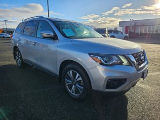 Used 2017 Nissan Pathfinder SL w/ SL Tech Package image 1