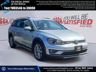 Used 2017 Volkswagen Golf Alltrack SE image 1