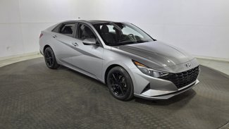 Used 2021 Hyundai Elantra SEL image 1