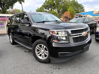 Used 2017 Chevrolet Suburban LT image 1