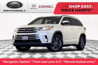 Used 2017 Toyota Highlander XLE image 1