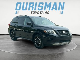 Used 2020 Nissan Pathfinder SL image 1