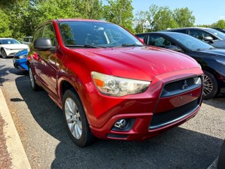 Used 2011 Mitsubishi Outlander Sport SE image 1