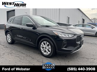 Used 2024 Ford Escape Active w/ Cold Weather Package image 1