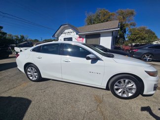 Used 2020 Chevrolet Malibu LT image 1