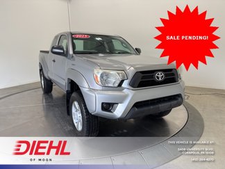 Used 2015 Toyota Tacoma 4x4 Access Cab image 1