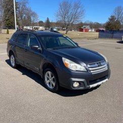 Used 2013 Subaru Outback 2.5i Limited image 1