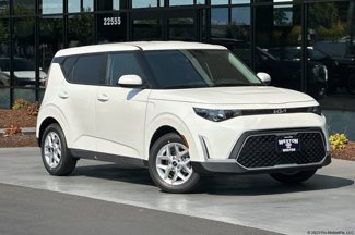 New 2025 Kia Soul LX w/ LX Technology Package image 1