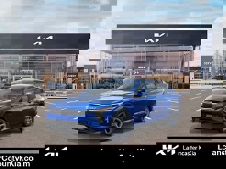 New 2025 Kia K4 LXS image 1