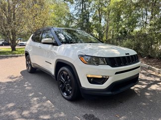 Used 2019 Jeep Compass Altitude image 1