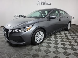 Certified 2022 Nissan Sentra S image 1