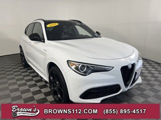 Used 2022 Alfa Romeo Stelvio Veloce image 1