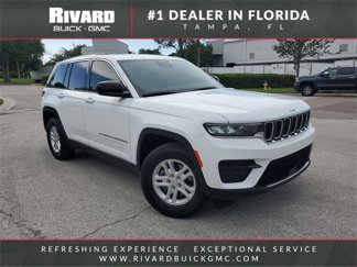 Used 2022 Jeep Grand Cherokee Laredo w/ Luxury Tech Group I image 1