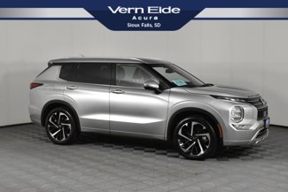 Used 2022 Mitsubishi Outlander SEL image 1