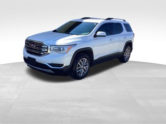 Used 2017 GMC Acadia SLE image 1