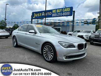 Used 2011 BMW 740i image 1