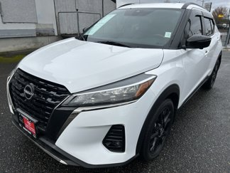 Used 2022 Nissan Kicks SR w/ Premium Package image 1