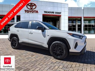 Certified 2020 Toyota RAV4 LE image 1