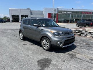 Used 2019 Kia Soul + image 1