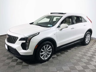 Certified 2022 Cadillac XT4 Luxury w/ Cold Weather Package image 1