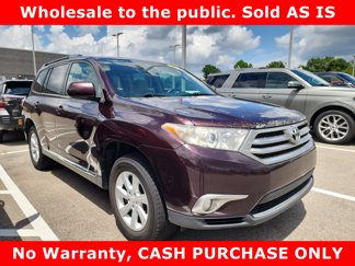 Used 2012 Toyota Highlander FWD image 1